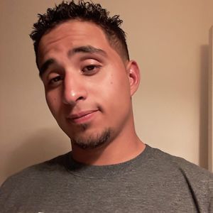 Meet your Posher, Carlitos